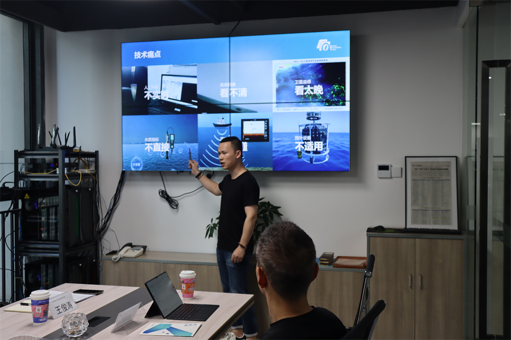 南京软件谷考察团莅临绿洲光参观交流，共探水下视觉技术创新发展